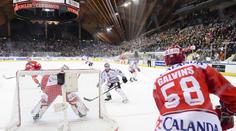 Třinec na Kanadu nestačil. Český tým Spengler Cup nevyhrál už 37 let