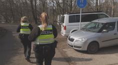 V Pardubické nemocnici chybí parkovací místa. Pacienti krouží okolo i hodinu