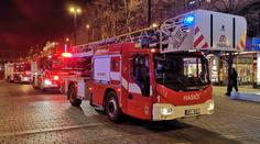 Požár v hotelu v centru Prahy! Hasiči zachránili ženu, která se nadýchala kouře