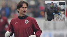 Sparťanská legenda Novotný místo dřepění doma stáčí dezinfekce