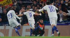 Fantom Benzema sestřelil Chelsea hattrickem, triumf bere i Villarreal