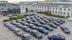 Policie pořídila nová auta na leasing. Poznat půjdou podle jediného detailu