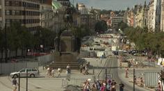 Tramvaje se vrací na Václavské náměstí. Po 46 letech projely kolem Národního muzea