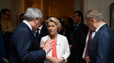 Pod šéfkou eurokomisařů se houpe židle. Evropští lídři ji nepodpořili