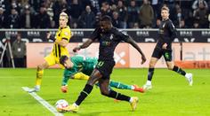Bundesligový souboj Borussií ovládl Mönchengladbach, padlo šest branek