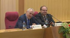 Zeman: Praha ve vlajkách Tibetu? Čínské investice jsou důležitější!