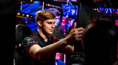 Esport liga LEC míří do play-off. Slovák předvedl s týmem Schalke neuvěřitelný comeback