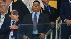 Legendární Ronaldo přiletěl podpořit Brazílii. Na stadion ale nemůže
