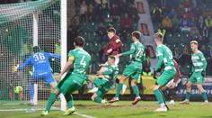 Sparta nastřílela Bohemians půltucet gólů. Výhru Plzně řídil Květ
