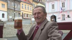 Robert (93) poprvé volil před 70 lety! Letošní volbu oslavil pivem