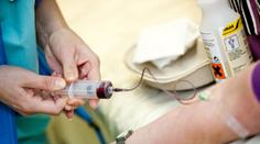 Vědci vyvinuli přelomový krevní test! Odhalí, jestli do 10 let zemřete