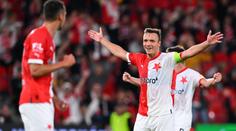 Nechci se přimotávat k titulu a brát někomu místo, říká skromně Tecl