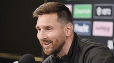 Fanoušci jsou ohromeni z Messiho angličtiny. Za vše může umělá inteligence