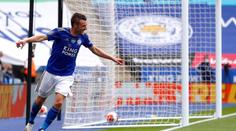 Vardy vstoupil do elitního klubu 100! United dali pět gólů Bournemouthu