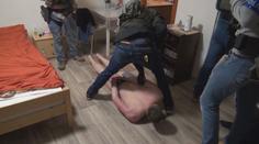 Zásahovka si došla pro skupinu cizinců. Měli převádět lidi přes hranice