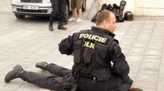 Kriminalita mezi policisty nebezpečně vzrostla