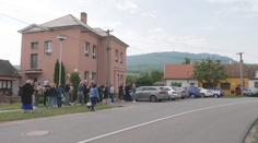 Kauza odvolaného ředitele z Břeclavska vrcholí: Bojují za něj žáci i rodiče