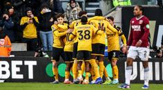 Krejčí s Wolves slaví první výhru v sezóně. Odskákal to Součkův West Ham