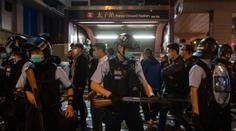 Násilné protesty v Hongkongu, vzduchem létaly zápalné lahve