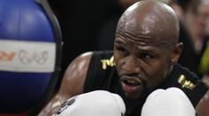 Mayweather konec zase odsouvá: Chystá se na "starého známého"