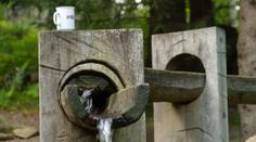 Turisty u Domažlic těšila pivní studánka. Skončila kvůli "aktivní občance"