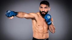 Šampion Bellatoru podstoupil náročnou operaci, vrátí se nejdříve příští rok