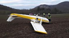 Na Berounsku havaroval ultralight! Dva lidé skončili v nemocnici