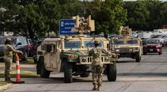 V USA to vře. Trump povolal Národní gardu do hlavního města, místní se bouří