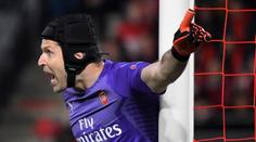 Arsenal porazil Neapol a Čech udržel nulu! Benfica si zastřílela