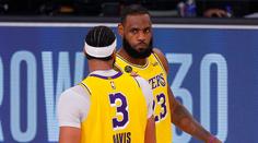 Lakers jsou jedno vítězství od postupu do finále, Davis dal 34 bodů