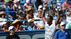 Večer plný premiér! Monfils otočil finále s Karlovičem a slaví titul