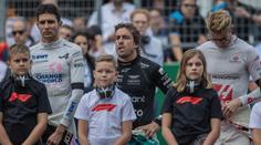 Zatracený idiot. Francouz Ocon se po kolizi na trati pustil do mistra světa