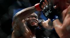 Usman zlomil Covingtonovi čelist, Volkanovski udolal Hollowaye