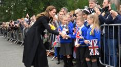 Princezna Kate rozplakala malou dívenku. Má zážitek na celý život
