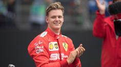 Půjde v otcových šlépějích? Mick Schumacher je blízko debutu ve Ferrari