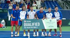 Skvělá otočka. Čeští tenisté přetlačili USA a zahrají si finálový turnaj Davis Cupu