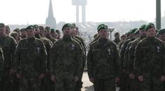 Stovky českých vojáků se vrátily z nasazení v zahraničí. Za službu dostaly ocenění