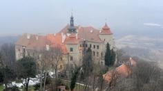 Zámek Jezeří: Zvítězí kultura, nebo těžba uhlí?