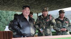 Kim poslal k hranicím s Jižní Koreou stovky raket. Mají nést jaderné hlavice