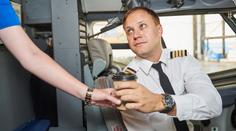 Pilot vypil půlku jägermeistera. Nadýchal dvojnásobek povoleného limitu