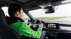 Jak řídit ve zhoršených podmínkách? Tohle radí šampion v rallye Kopecký