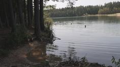 Pískovny v létě lákají ke koupání. Lidé zákazům navzdory riskují zdraví
