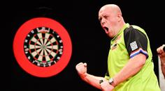 Fantastické finále ovládl Van Gerwen, s Pricem to byla bitva na ostří nože