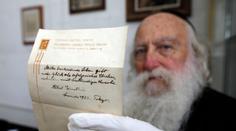 Einsteinův návod na šťastný život je hitem! Půjde do dražby