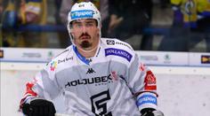 Západočeské derby ovládly Karlovy Vary, Jágr asistencí pomohl pouze k bodu