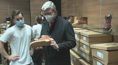 Ministr Havlíček dohlížel na otevření obchodů. Pochválil obchodníky i lidi