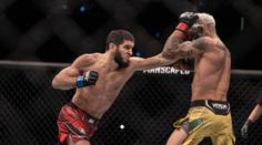 UFC má nového šampiona. Machačev se stal králem lehké váhy. Sterling pás uhájil