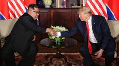 Trump ukončí vojenská cvičení s Jižní Koreou. Vyjde vstříc Kimovi