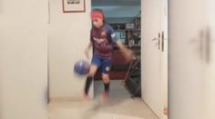 Borec na konec: Mladá dívka v dresu Barcelony předvedla famózní kousky&nbsp;