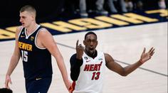 Denveru nestačilo ani 41 bodů Jokiče. Miami srovnalo stav finále